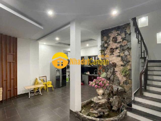 Nhà mặt phố bán