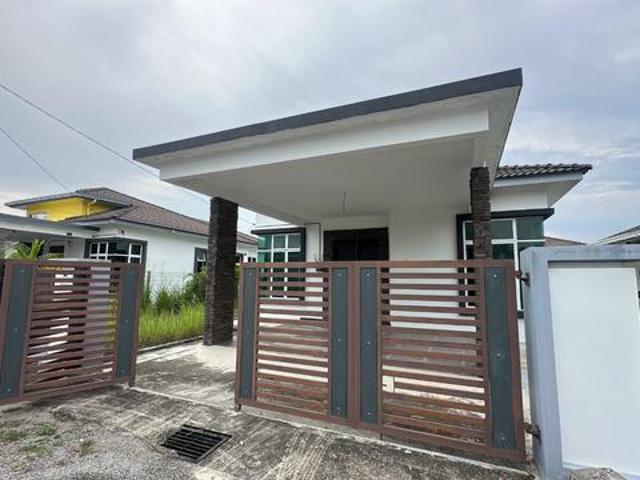 Bungalow for rent in Durian Tunggal, Malaka