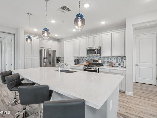 Townhouse for sale in Laveen, Arizona