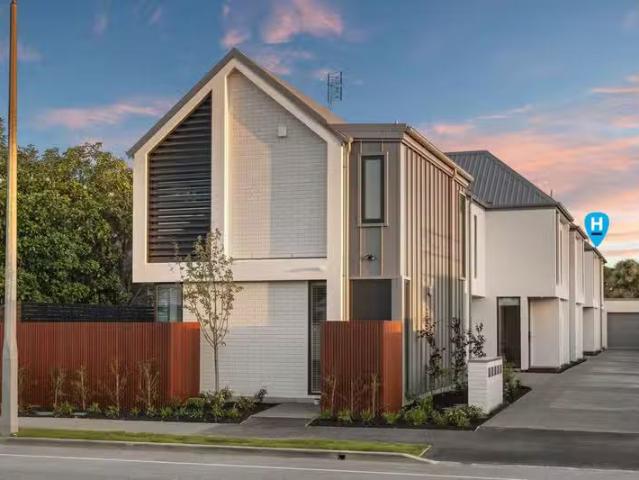 House for sale in Saint Albans, Canterbury