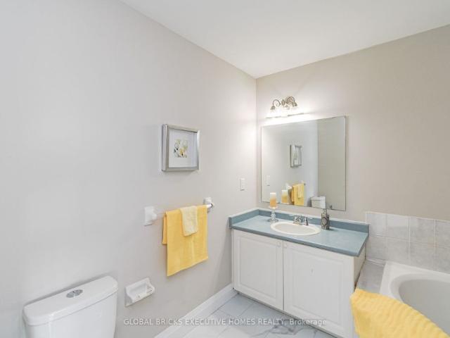 House for rent in Burlington, Golden Horseshoe