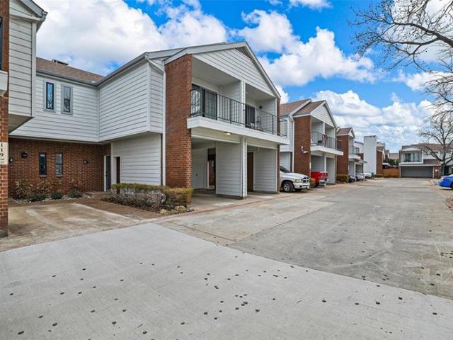 Condo for sale in Dallas, Texas