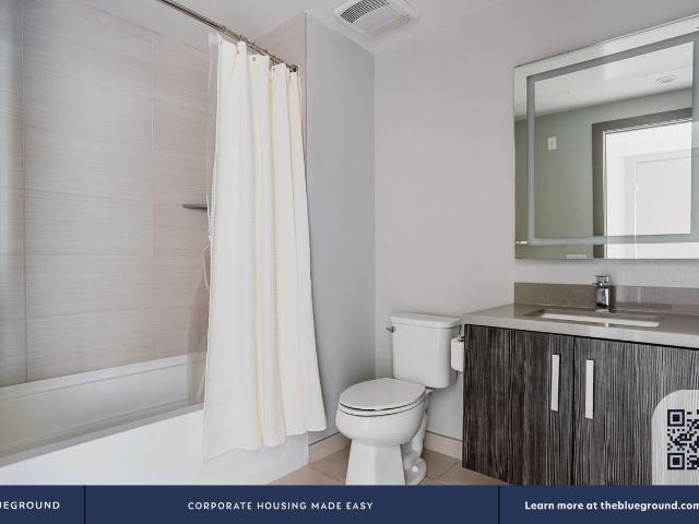 Apartment for rent in Canoga Park, California