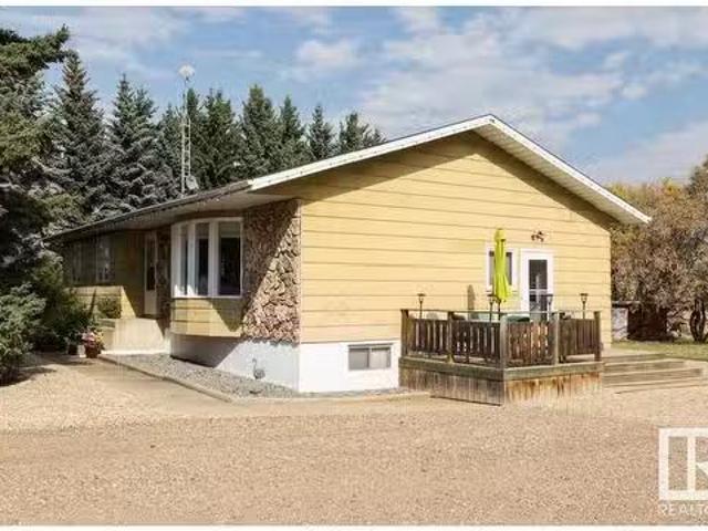 House for sale in Alberta