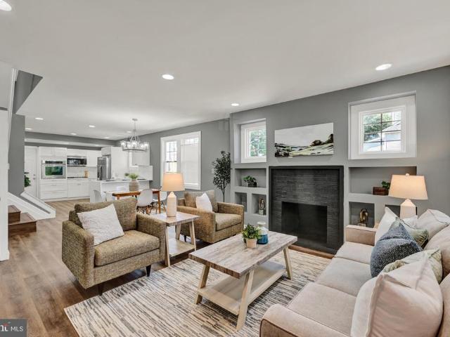 House for sale in Gibsonton, Maryland