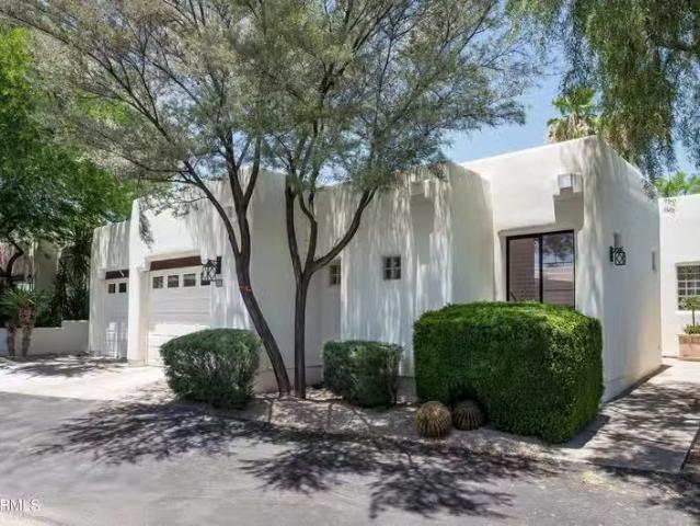 House for sale in Paradise Valley