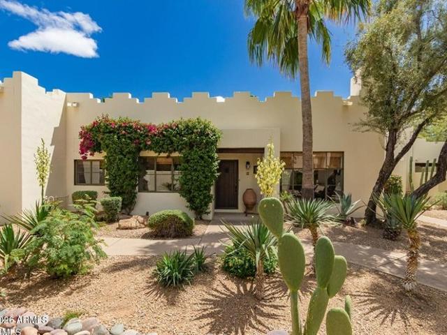 Townhouse for sale in Paradise Valley, Arizona