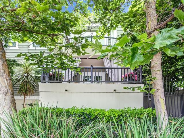 Townhouse for sale in Valley Village