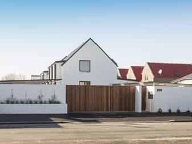 House for rent in Saint Albans, Canterbury