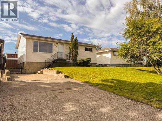 House for sale in Spirit River, Alberta