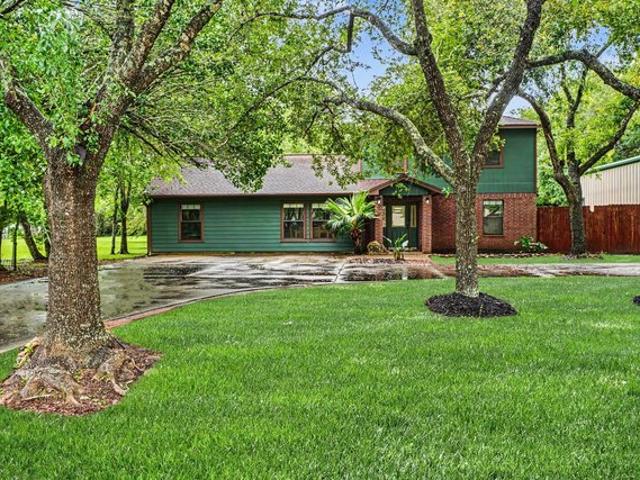House for sale in Santa Fe, Texas