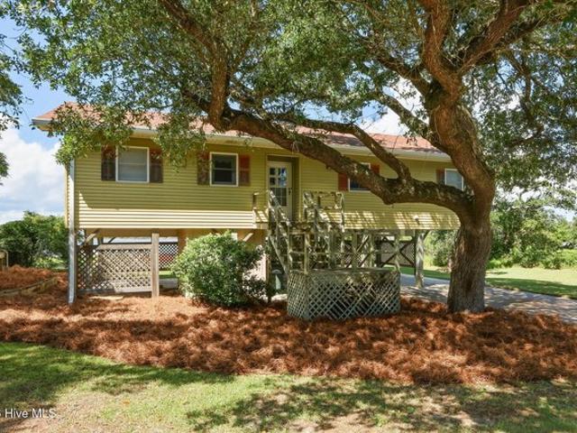 House for sale in Emerald Isle, North Carolina