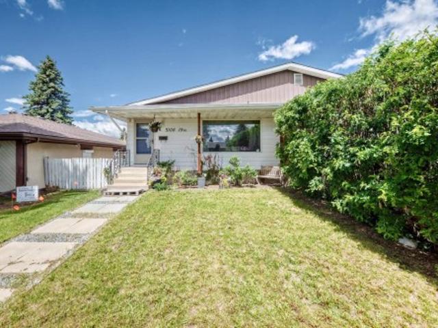 House for sale in Wedgewood, Alberta