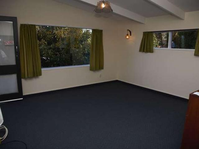 Apartment for rent in Otakou