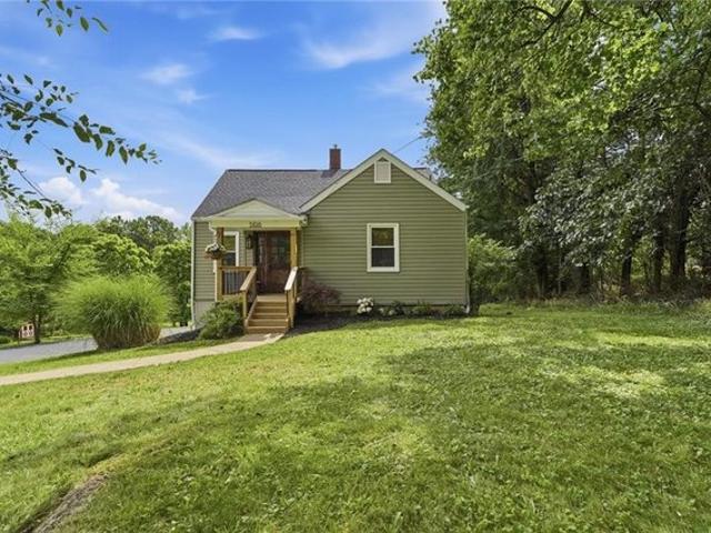 House for sale in Bakerstown, Pennsylvania