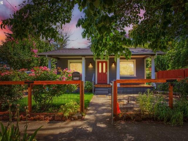 House for sale in Oregonia