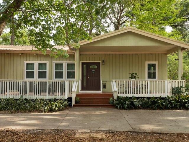 House for sale in Archer, Florida