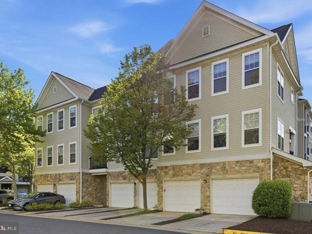 Condo for sale in Virginia