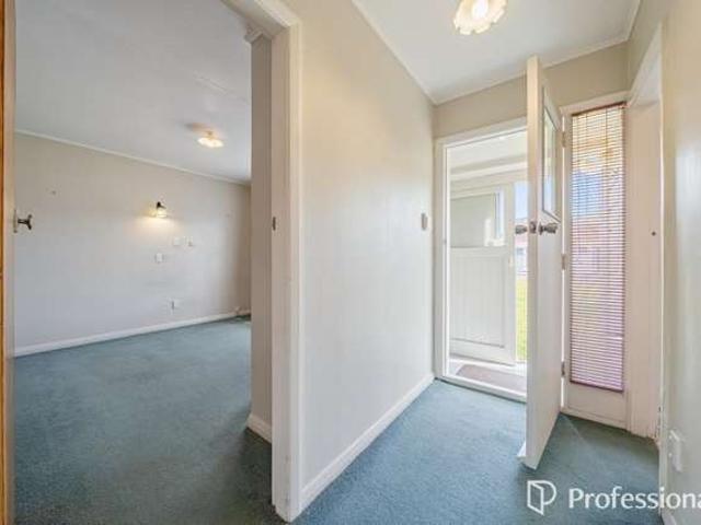 Apartment for sale in Days Bay, Wellington
