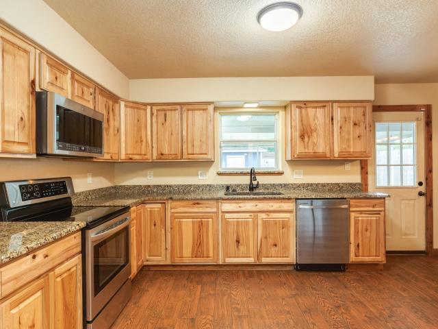 House for sale in Danbury, Texas