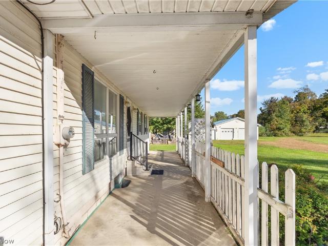 House for sale in Monroe Center, Conneaut