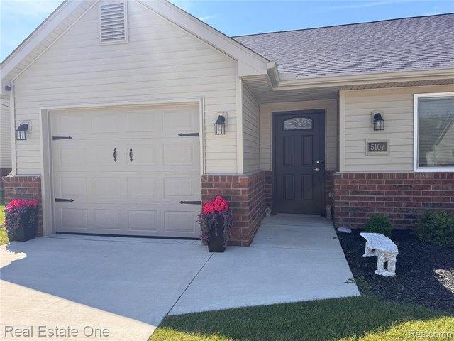 Condo for sale in Monroe, Monroe County