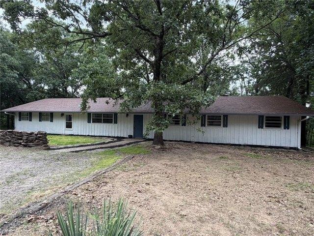 House for sale in Ark