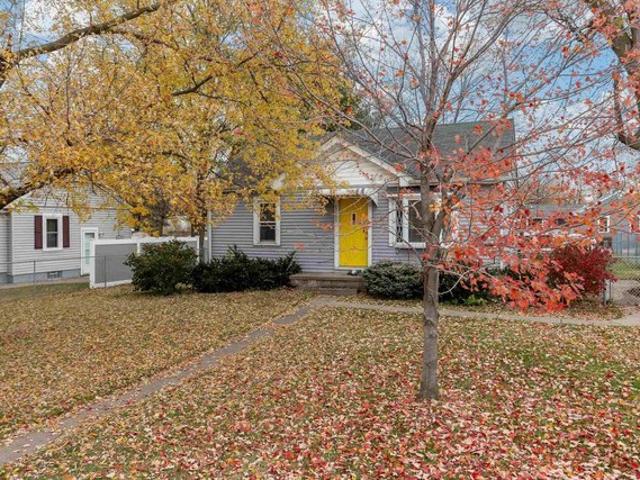 House for sale in Davenport, Iowa