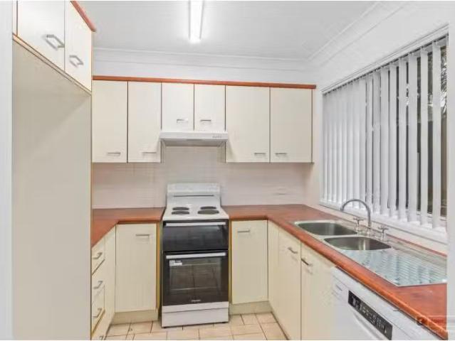 Condo for rent in Wollongong West, New South Wales