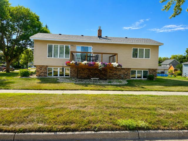 House for sale in Windom, Minnesota