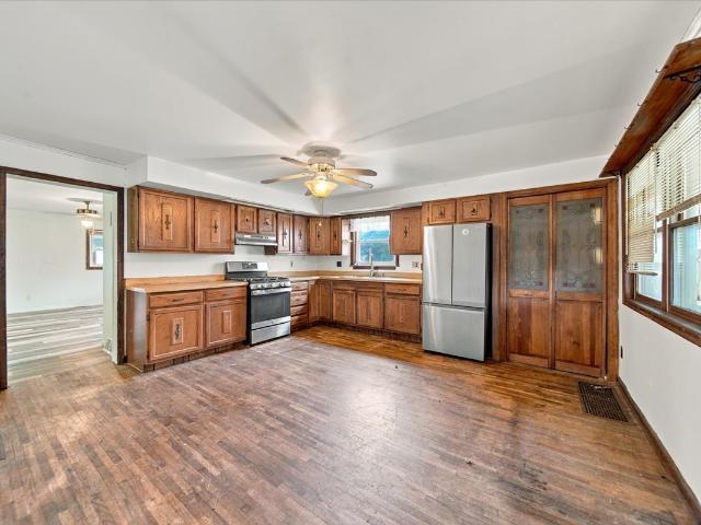 House for sale in Whiteside, Illinois