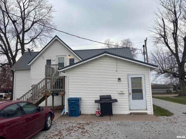 House for sale in De Witt, Iowa