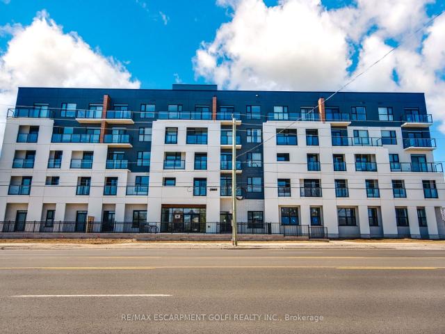 Condo for sale in Ancaster, Ontario