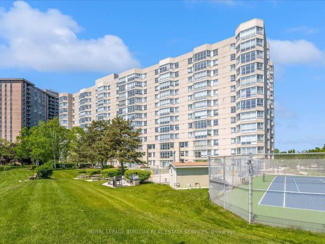 Condo for sale in Burlington, Ontario
