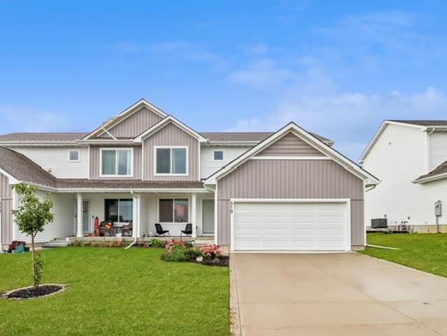 Townhouse for sale in Mitchellville, Iowa
