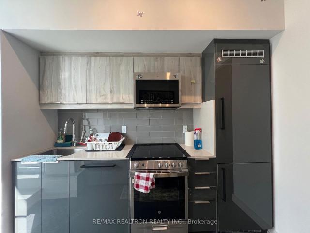 Condo for rent in Scarborough Southwest, Toronto