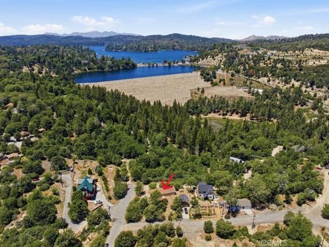 House for sale in Cedar Glen, California