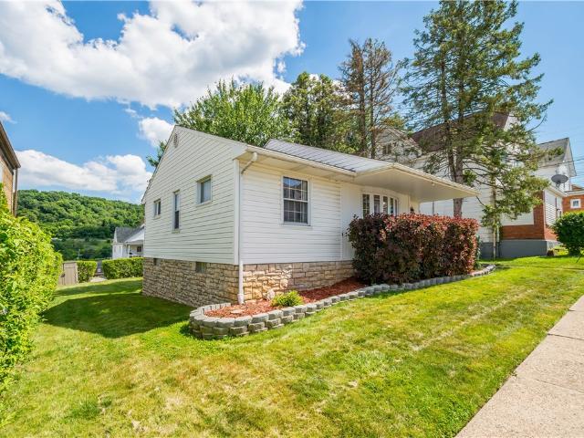 House for sale in Canonsburg, Pennsylvania