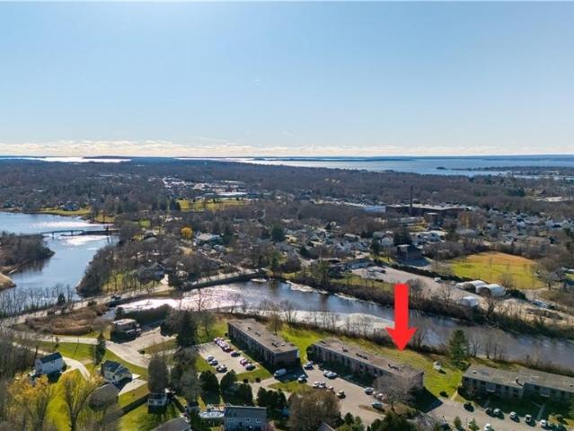 Condo for sale in Warren, Rhode Island
