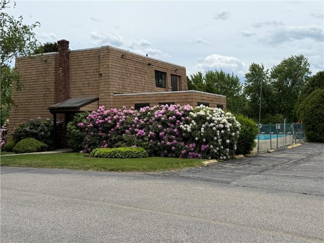 Condo for sale in Warren, Rhode Island