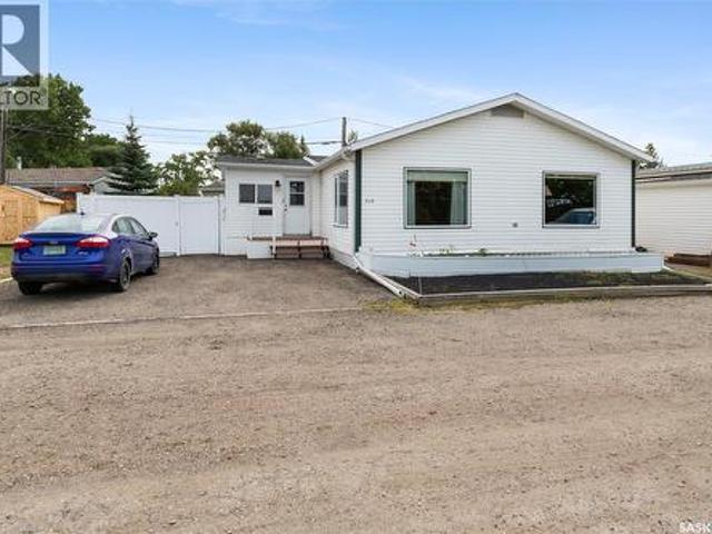 House for sale in Saskatchewan