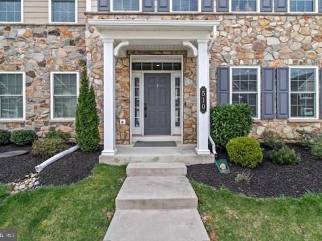 Townhouse for sale in Malvern Townhouse for sale in Malvern