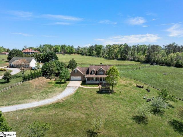 House for sale in Campobello, South Carolina