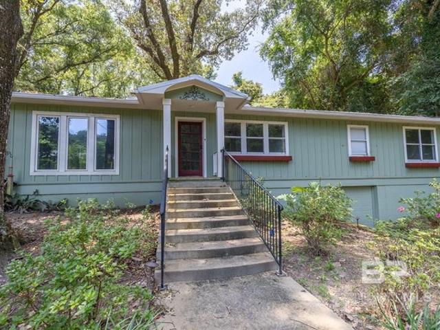 House for sale in Daphne, Alabama