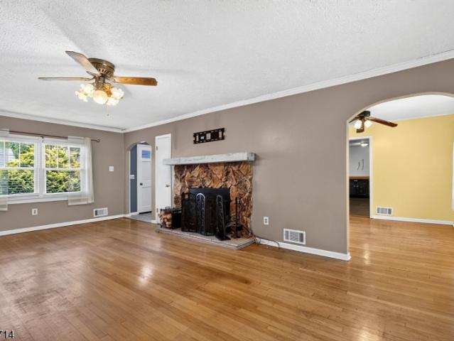House for sale in Middlesex, New Jersey