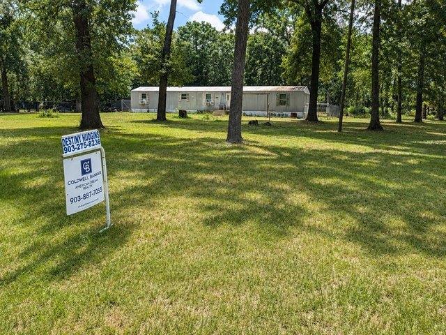 House for sale in Kemp, Texas