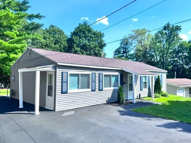 House for sale in Oneida, New York