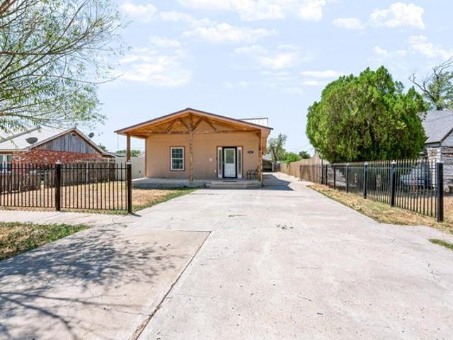 House for sale in Dumas, Texas