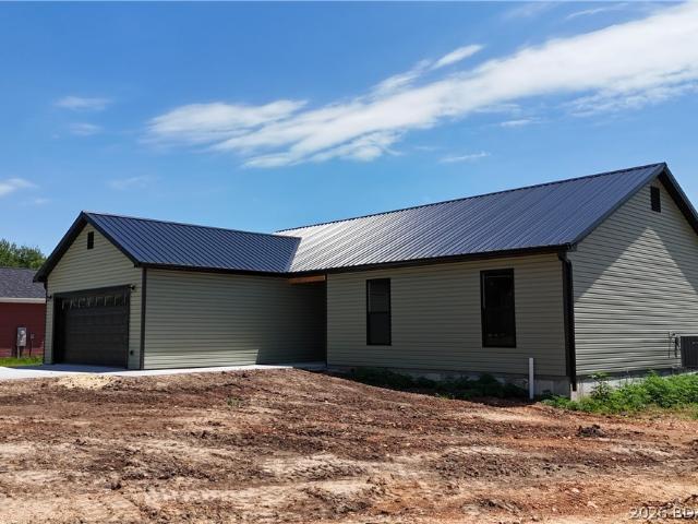 House for sale in Eldon, Missouri