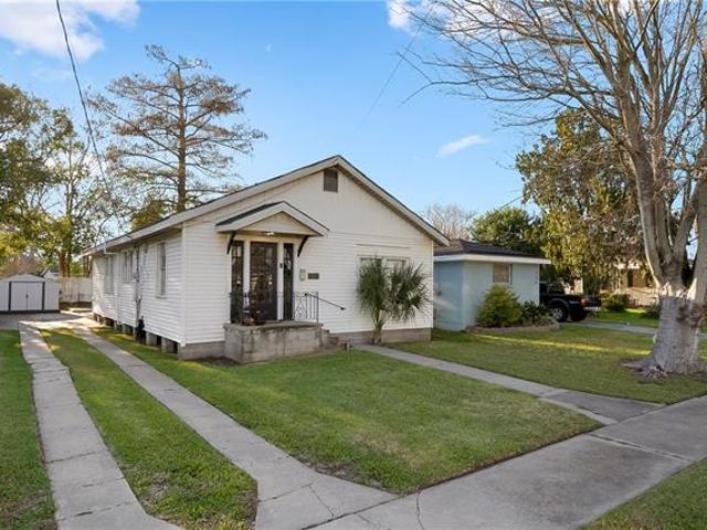 Property for sale in Harvey, Louisiana